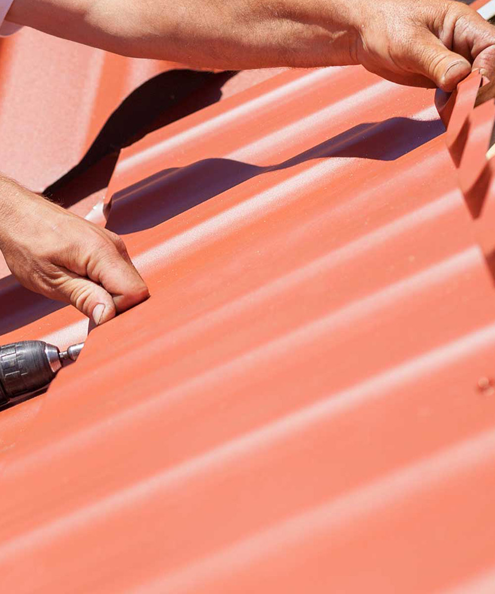 Maintenance de couverture en tuiles, ardoises et zinc à Charenton-le-Pont (94220) dans le Val de Marne (94)